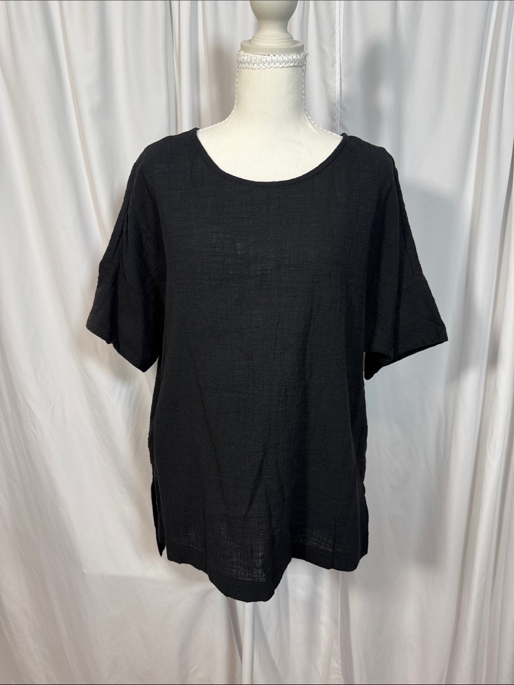 Zenana Black Short-Sleeve Relaxed Tee